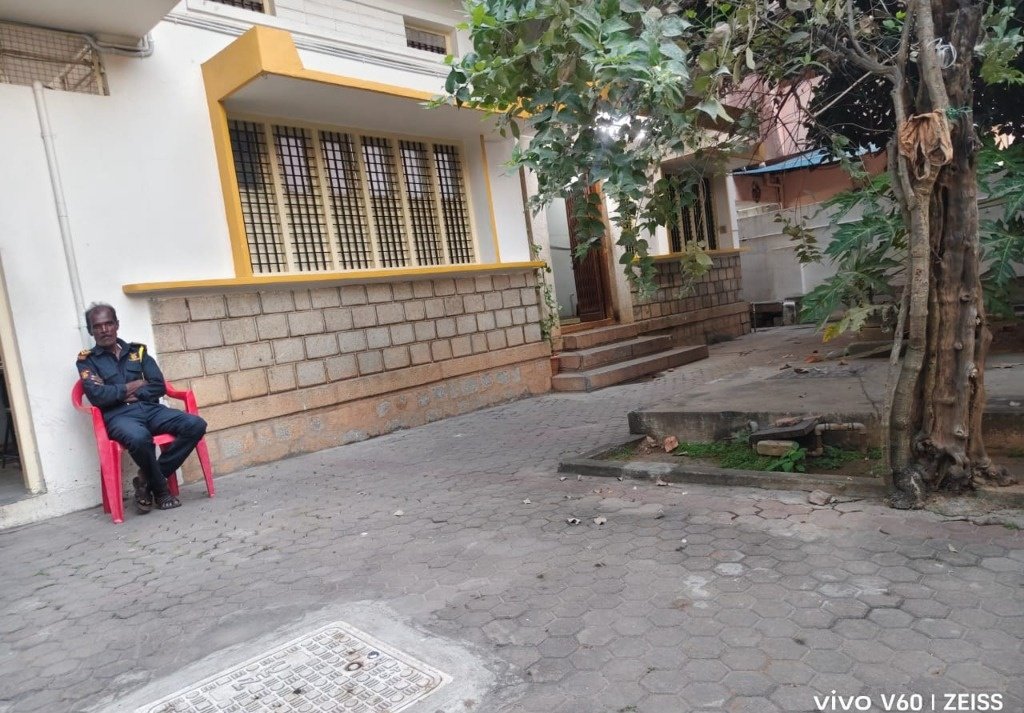 24/7 Campus Security & Residential Courtyard